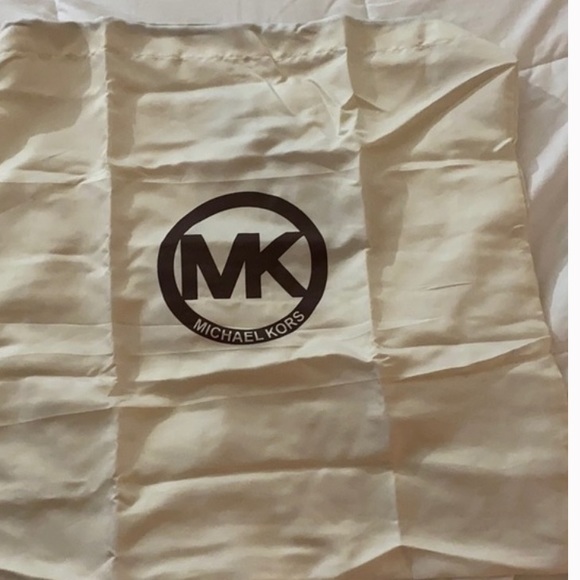 Micheal Kors Hamilton slouchy purse - Picture 10 of 10